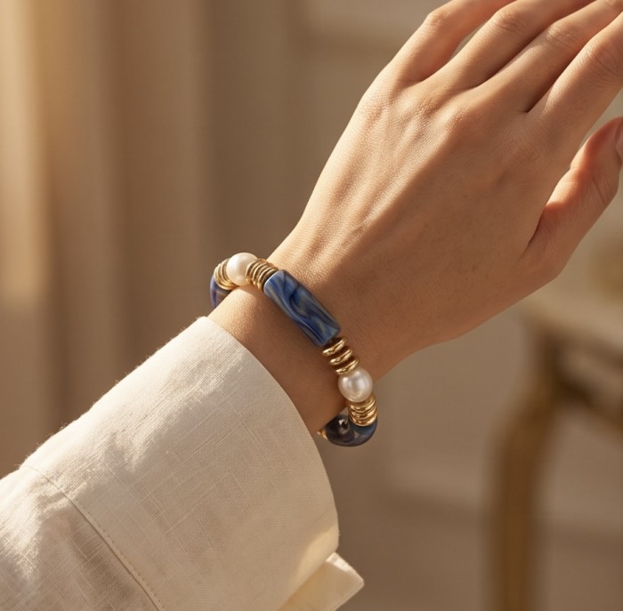 Vintage style Luxurious Blue Resin Golden stretch Bracelet - photo 2