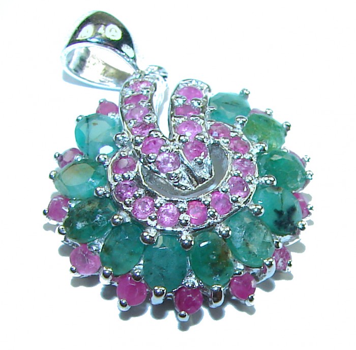 Treasure 11.5 carat Emerald Ruby .925 Sterling Silver handcrafted Pendant - Pendant stone close-up of emerald, ruby, and sterling silver setting.
