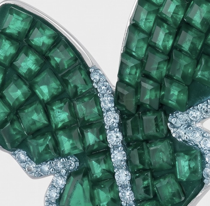 Incredible Butterflies genuine mystry setting 15.5 CARAT Emerald .925 Sterling Silver handcrafted Earrings - Stone close-up of Incredible Butterflies jewelry with emeralds and diamonds.