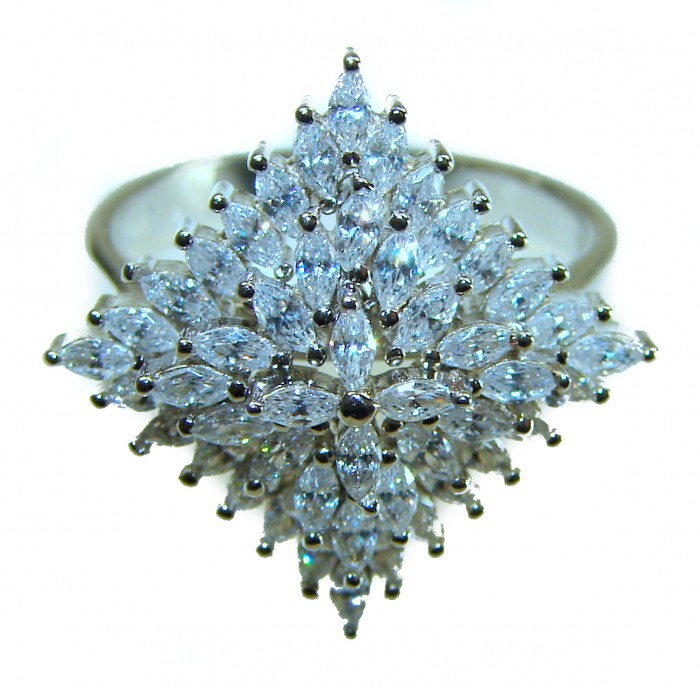 LUXURIOUS 5.2 carat White Topaz .925 Sterling Silver handcrafted Ring s. 8 1/4 - Close-up of luxurious white topaz ring in sterling silver.