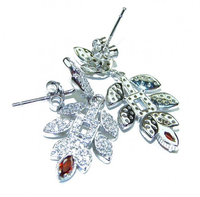 Penelope Authentic - Vintage Design 3.4 CARAT Garnet .925 Sterling Silver handcrafted earrings - Close-up of vintage garnet and silver earrings, front and back view.