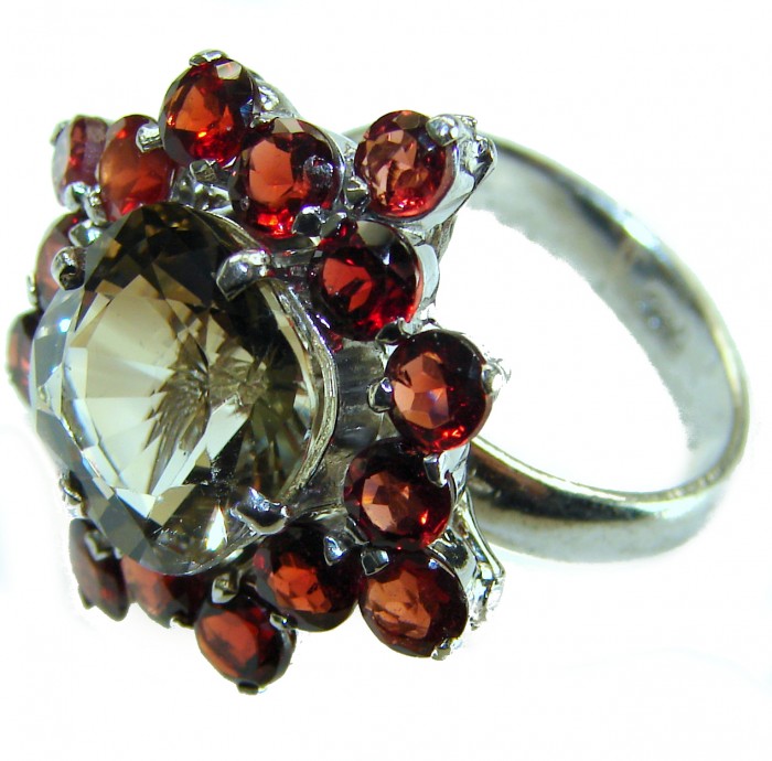 Serenity 10.5 carat Champagne Smoky Topaz .925 Sterling Silver HUGE Ring size 7 - Close-up of Serenity ring with champagne smoky topaz stones.