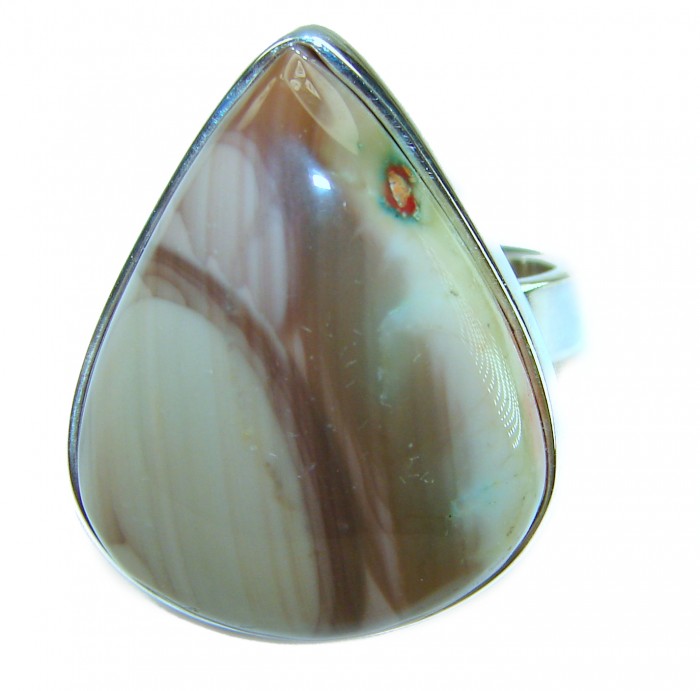 Authentic Morrisonite .925 Sterling Silver handcrafted ring size 8 adjustable - Stone close-up of authentic Morrisonite .925 sterling silver ring