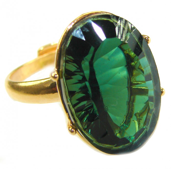 Exotic Beauty oval cut 17.5 carat Helenite .925 Sterling Silver dipped in Real Gold handmade Ring s. 9 adjustable - Close-up of oval cut Helenite ring in gold setting.