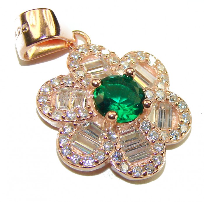 Green Flower 2.1 carat Emerald .925 Sterling Silver dipped in real 18K Gold handmade Statement pendant - Close-up of green flower pendant in .925 sterling silver with emerald stone