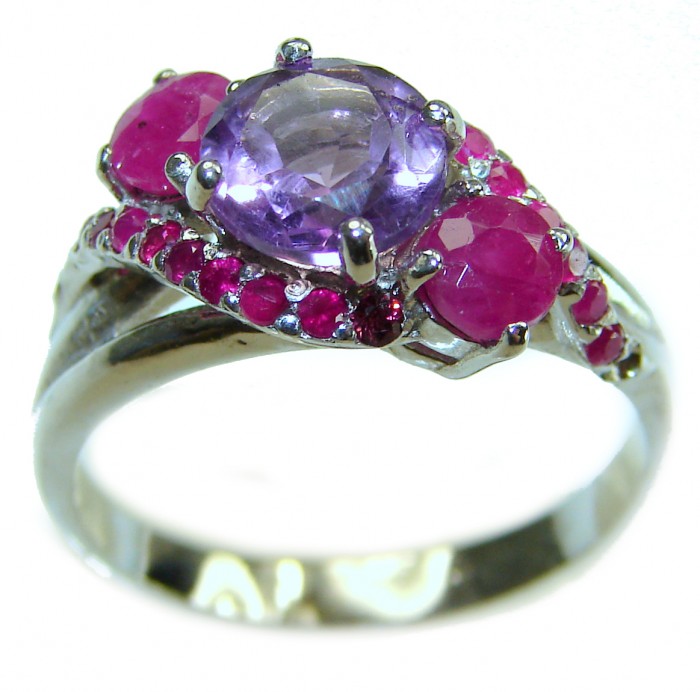 Purple Royalty 4.5 carat Amethyst .925 Sterling Silver Handcrafted Ring size 8 - Side view of amethyst and pink stones on sterling silver ring.