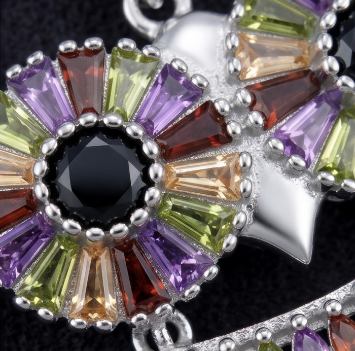 Precious Owl - 12.5 CARAT Multigem .925 Sterling Silver handcrafted pendant - Close-up of Precious Owl multigem design with sterling silver setting.
