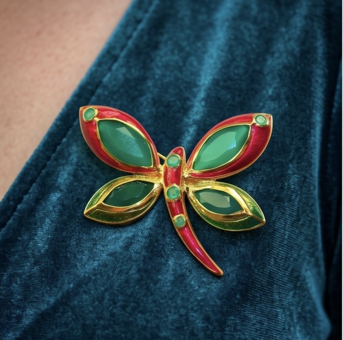Green Buttrefly - 18.5 carat Authentic Emerald Enamel 22 carat Gold .925 Sterling Silver handcrafted Brooch - Butterfly brooch with green gems and red enamel on teal fabric