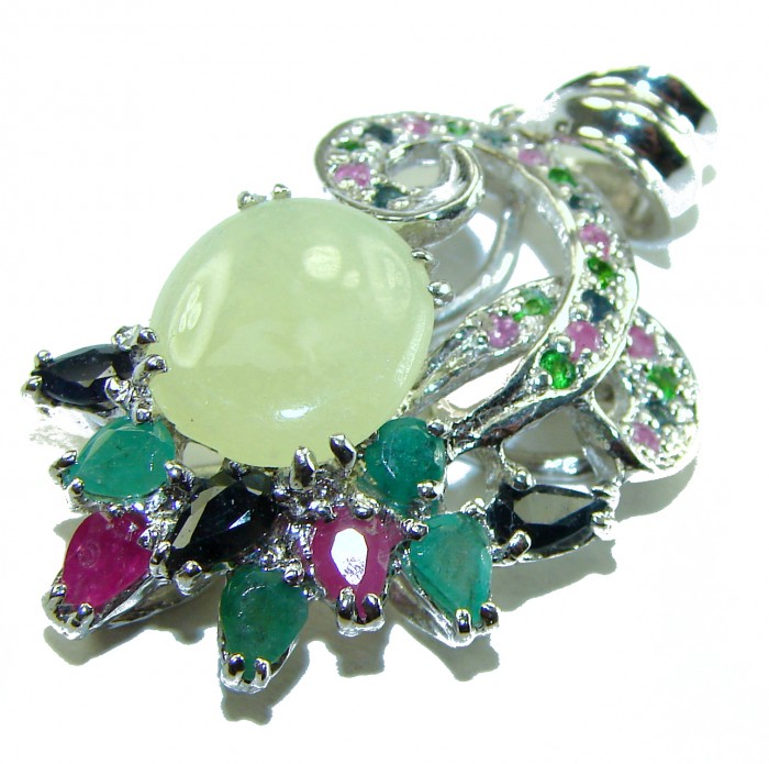 Wise Bliss Authentic 14.6 carat Prehnite .925 Sterling Silver handmade Pendant - Close-up of Wise Bliss Prehnite and gemstone sterling silver pendant