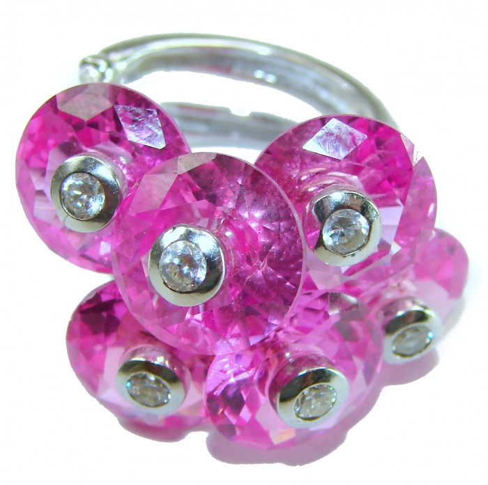 Six Flowers 25.8 carat Pink Sapphire .925 Silver handcrafted Cocktail Ring s. 8 adjustable - Close-up of pink sapphire floral ring with silver setting.