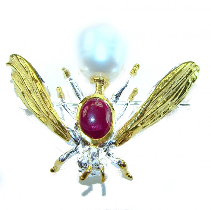 Ruby Bee genuine Enamel Pearl 14K Gold over .925 Sterling Silver handmade Pendant - Brooch - Ruby bee brooch with pearl and gold wings, top view.