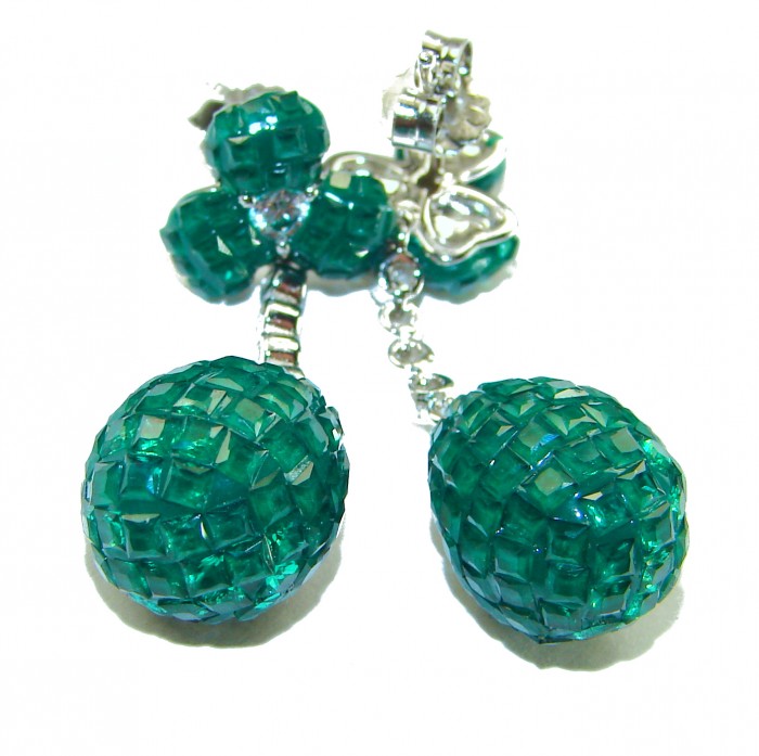Giovanna - Authentic 21.9 carat Emerlad .925 Sterling Silver handcrafted earrings - Emerald earrings close-up showing texture and sterling silver details