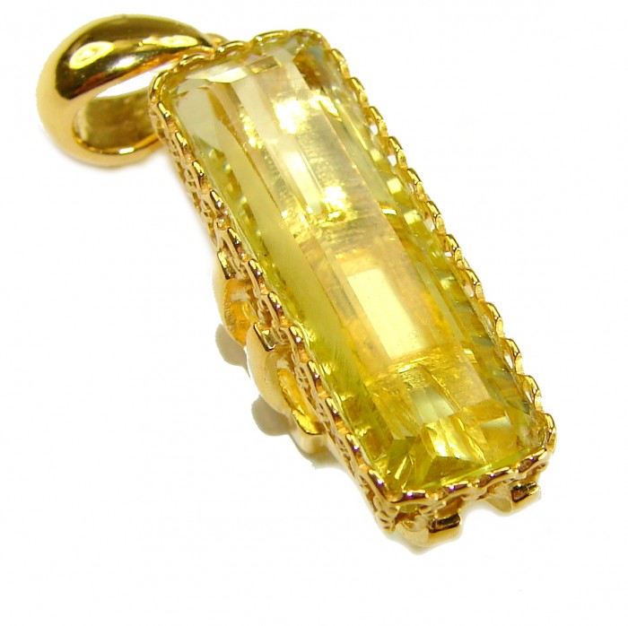 Baquette cut 10.3 carat Lemon Quartz 18K Gold over .925 Sterling Silver handcrafted pendant - Stone close-up of baguette cut lemon quartz pendant in gold setting