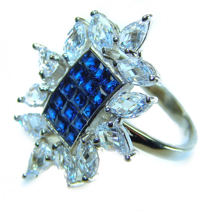 Art Deco - Precious Sapphire - authentic 22.2 carat Sapphire .925 Sterling Silver Eternity Ring size 7 1/2 - Close-up of Art Deco ring with 22.2 carat sapphire centerpiece