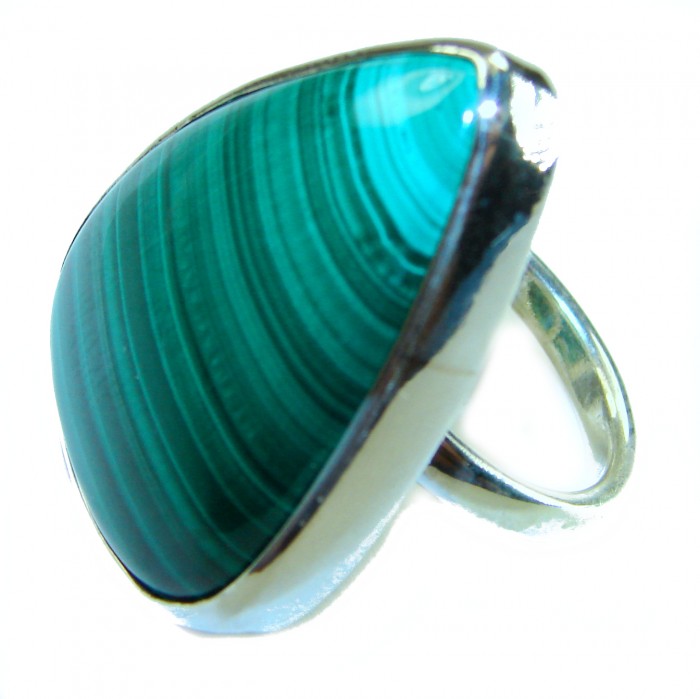 25.5 CARAT genuine Malachite .925 Sterling Silver handcrafted ring size 7 adjustable - Close-up of 25.5 carat malachite ring in .925 sterling silver.