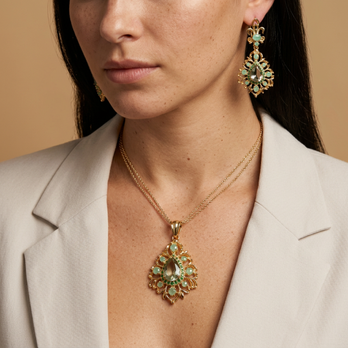 TIFFANY - 18.8 carat Green Amethyst COLOMBIAN Emerald .925 Sterling Silver dipped in 18K Gold handmade Statement pendant - Necklace and earrings worn, front view of green amethyst set.