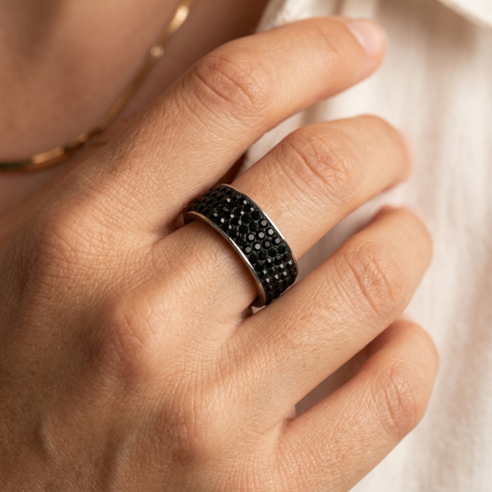 Most incredible 7.5 carat black Spinel .925 Sterling Silver handmade Cocktail Ring s. 7 - Black Spinel ring in sterling silver worn on hand, close-up view.