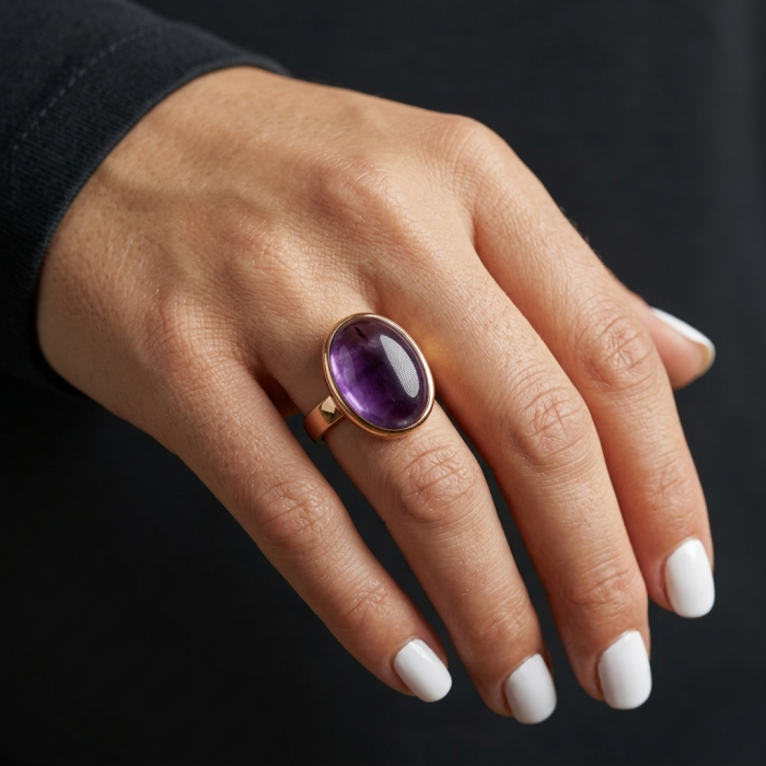 Top quality 16.2 carat Amethyst .925 Sterling Silver dipped in 18K Gold Handcrafted Large Ring size 7 3/4 - Amethyst ring on hand, showcasing stone detail and gold setting.