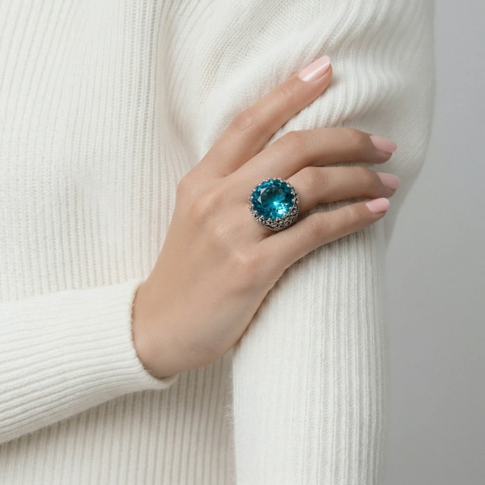 Massive Deep Blue 28.9 carat natural Aquamarine .925 Sterling Silver handcrafted Large ring size 8 - Hand wearing massive deep blue 28.9 carat aquamarine ring.