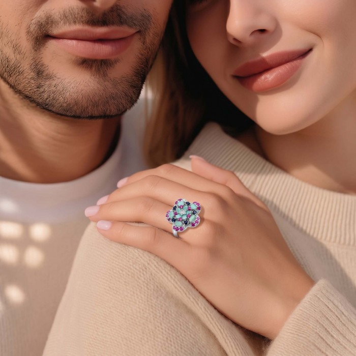 Giovanna - Authentic 17.9 carat COLOMBIAN EMERALD .925 Sterling Silver dipped in rhodium handcrafted Statement Ring size 7 - Worn on hand, close-up of 17.9 carat Colombian Emerald ring