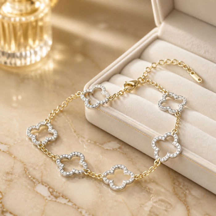 Divine - Clover Precious pave White Topaz Gold Women bracelet - photo 2