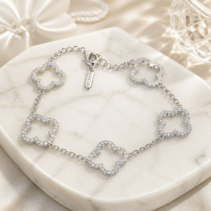 Divine - Clover Precious pave White Topaz Women bracelet - photo 2