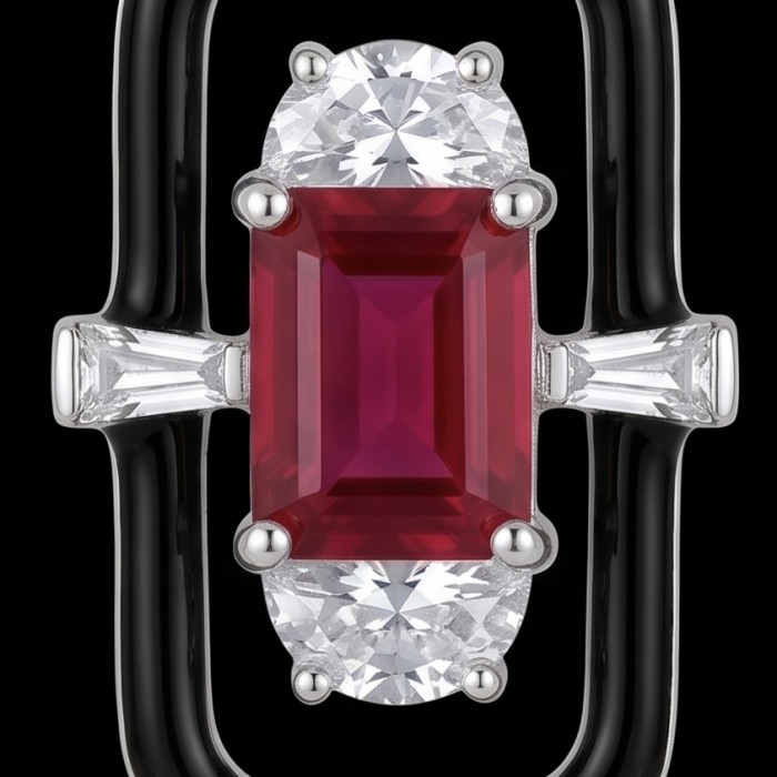 Art Deco - 4.5 carat Ruby enamel .925 Sterling Silver handcrafted incredible earrings - Close-up of Art Deco ruby ring with enamel and silver details