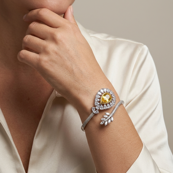 Dolce Vita - Precious Natural 18.5 carat yellow Sapphire .925 Sterling Silver handcrafted LARGE bracelet - Worn on hand: Dolce Vita bracelet with yellow sapphire and diamonds.