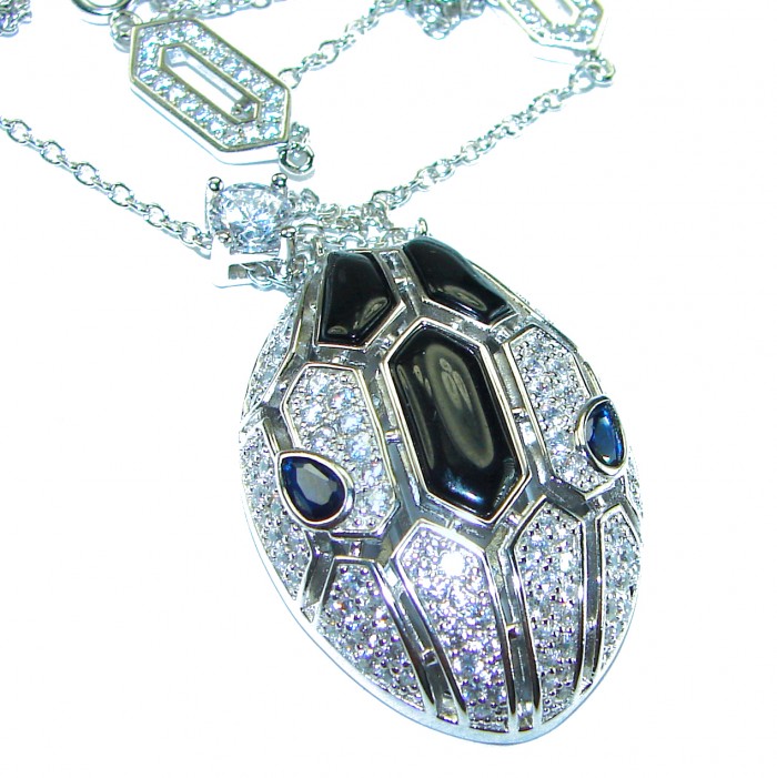 Great Masterpiece Snake's Head genuine 4.1 carat Onyx Blister Pearl .925 Sterling Silver handmade necklace - Close-up of Great Masterpiece Snake's Head necklace with onyx stones.