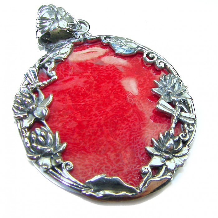 Enchanted Rose garden Authentic Coral .925 Sterling Silver handmade pendant - Close-up of Enchanted Rose garden coral pendant with sterling silver details