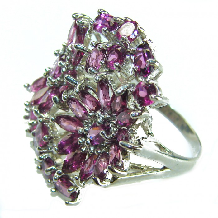 Rose Garden 10.5 carat .925 Sterling Silver handcrafted ring; s. 9 - Close-up of Rose Garden 10.5 carat sterling silver ring with pink stones