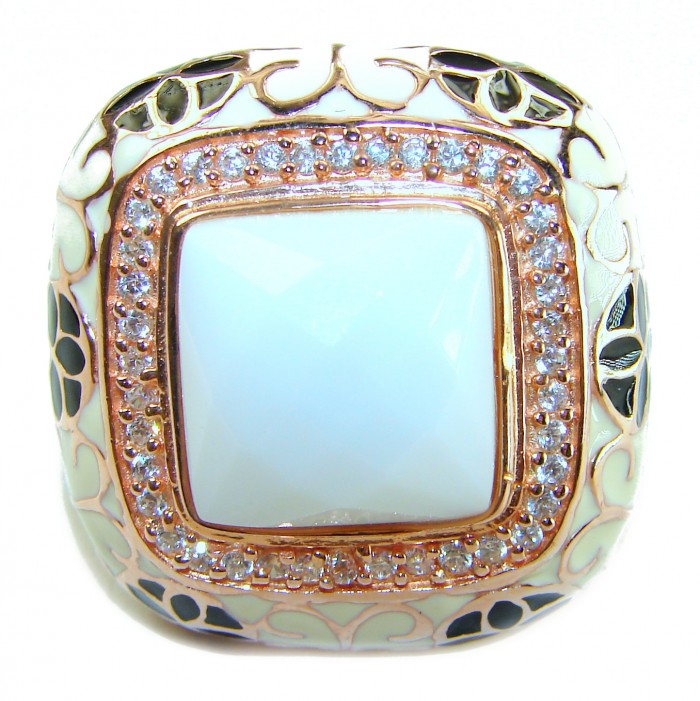 Divine Creation 9.5 carat White Jade Enamel 18K Gold over .925 Sterling Silver handcrafted Ring s. 6 - Close-up of Divine Creation 9.5 ct White Jade ring with enamel and 18K gold