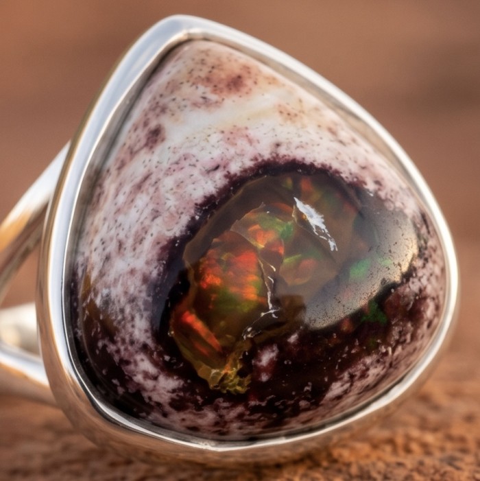 Bonfire Night best quality 18.4 carat Mexican Opal rhodium over .925 Sterling Silver handmade ring 6 - Stone close-up of Bonfire Night 18.4 ct Mexican Opal rhodium ring