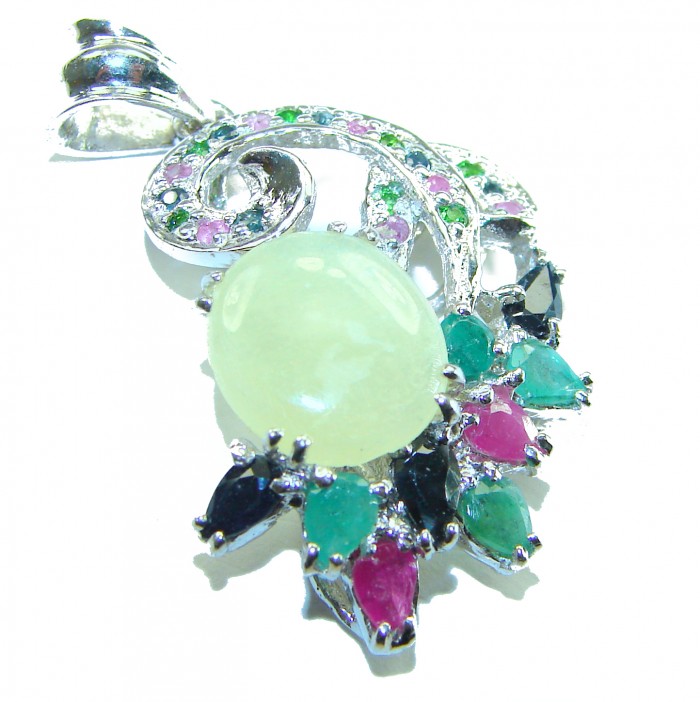 Wise Bliss Authentic 14.6 carat Prehnite .925 Sterling Silver handmade Pendant - Close-up of Wise Bliss Prehnite pendant in .925 Sterling Silver