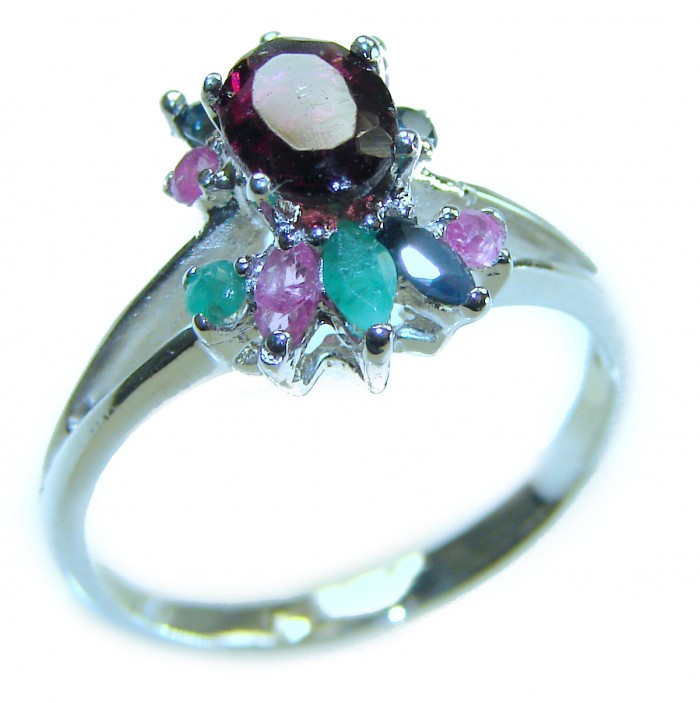 Melody - Vintage Design 4.4 CARAT Garnet .925 Sterling Silver handcrafted ring; s. 8 - Ring with garnet and multicolor stones, top view, on white background