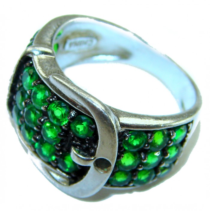 Green Belt 10.2 CARAT Chrome Diopside .925 Sterling Silver Statement Ring s. 5 - Side view of green belt-style ring with chrome diopside stones.