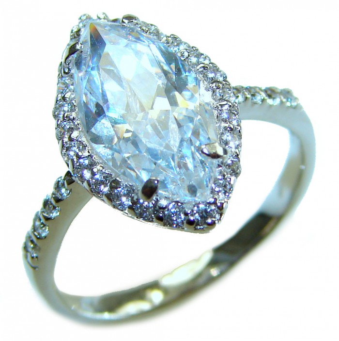 LUXURIUS 6.5 carat White Topaz .925 Sterling Silver ring size 7 1/4 - Close-up of 6.5 carat white topaz sterling silver ring.