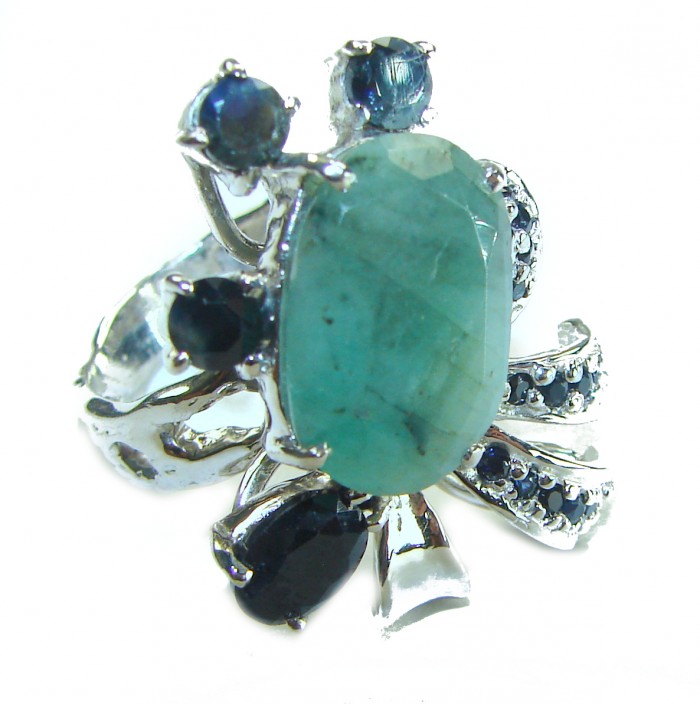 Julietta - Perfect quality authentic 9.8 Grandidierite Sapphire .925 Sterling Silver handmade Ring s. 8 - Close-up of Julietta ring featuring Grandidierite and sapphires