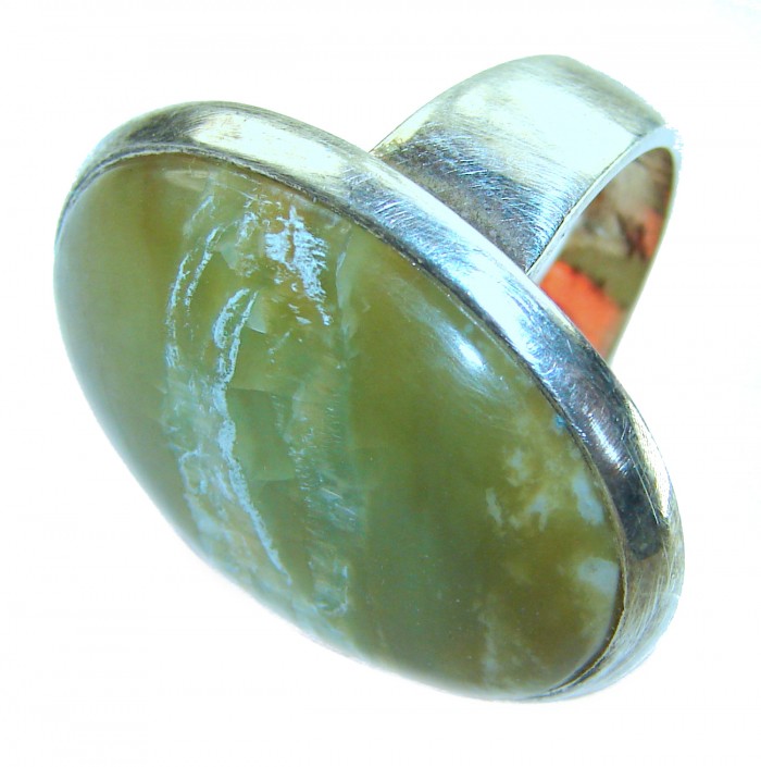 Peruvian Opal .925 Sterling Silver handcrafted ring; s. 7 - Close-up of Peruvian Opal .925 Sterling Silver ring, size 7.