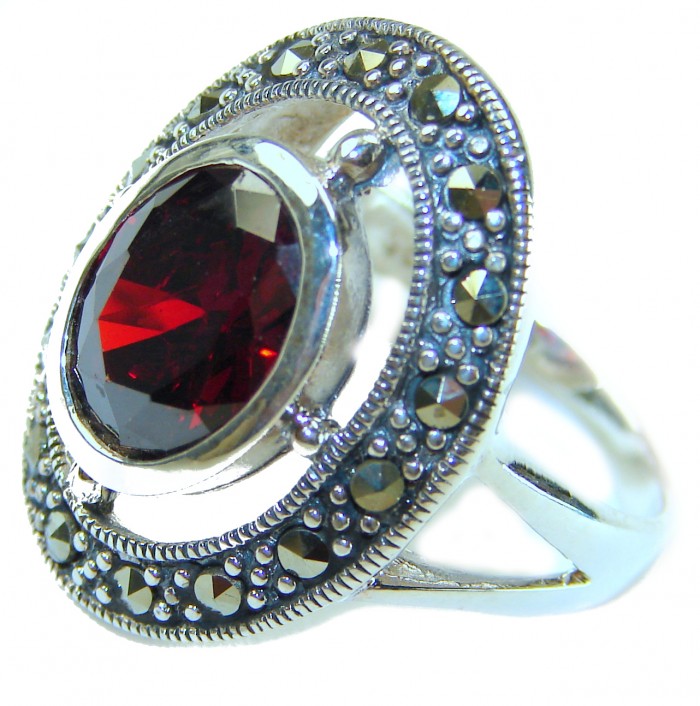Crimson Fire Natural 7.8 carat Garnet Marcasite .925 Sterling Silver handmade Large Statement Ring size 7 - Stone close-up of Crimson Fire Garnet Marcasite .925 Sterling ring