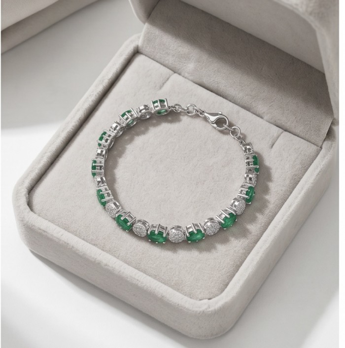 Art Deco 6.7 carat Emerald .925 Sterling Silver handcrafted Bracelet - Top view of Art Deco emerald bracelet in a jewelry box