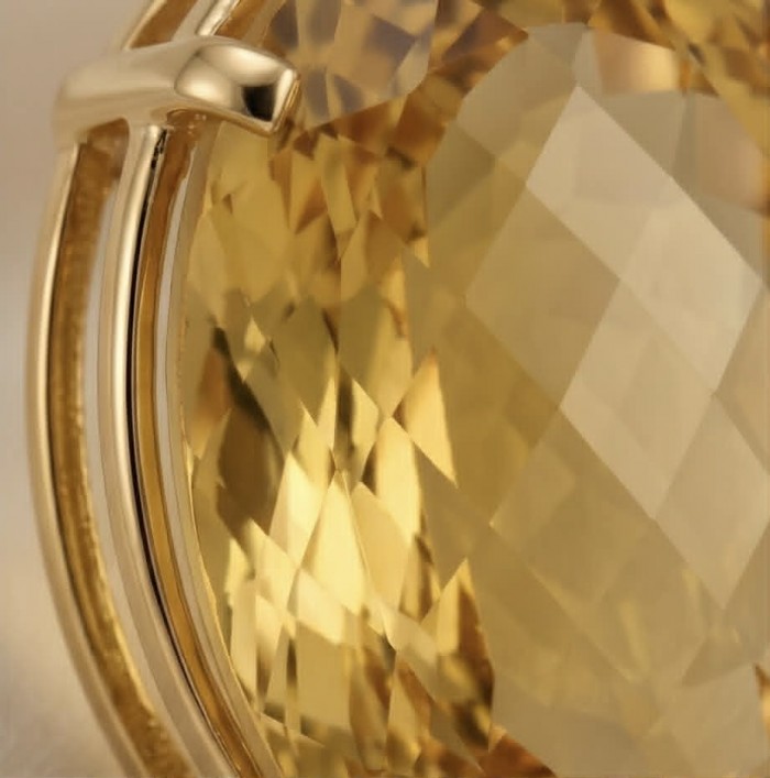 Tiffany - amazing quality 22.7 CARAT genuine Brazilain Citrine 22K Gold over .925 Sterling Silver handmade pendant - Close-up of a 22.7 carat genuine Brazilian Citrine with gold setting.