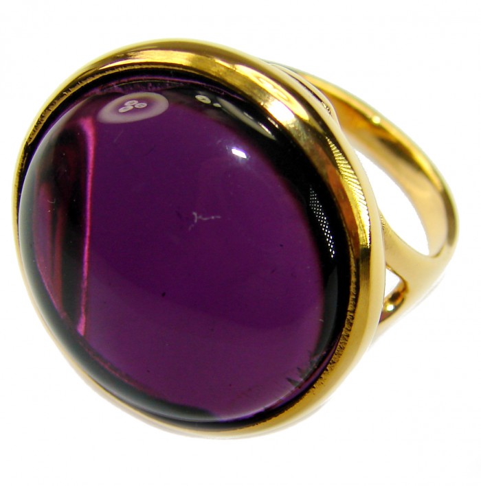 Purple Full Moon 21.2 carat Amethyst 14K Gold over .925 Sterling Silver Handcrafted Large Ring size 8 - Purple amethyst gold ring, side view close-up.