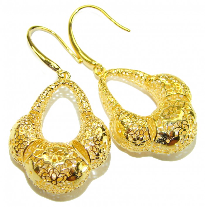 Black Label Collection - Dubai Style - Natural 22K Gold over .925 Sterling Silver handmade earrings - Dubai Style 22K Gold Filigree Earrings, top view.