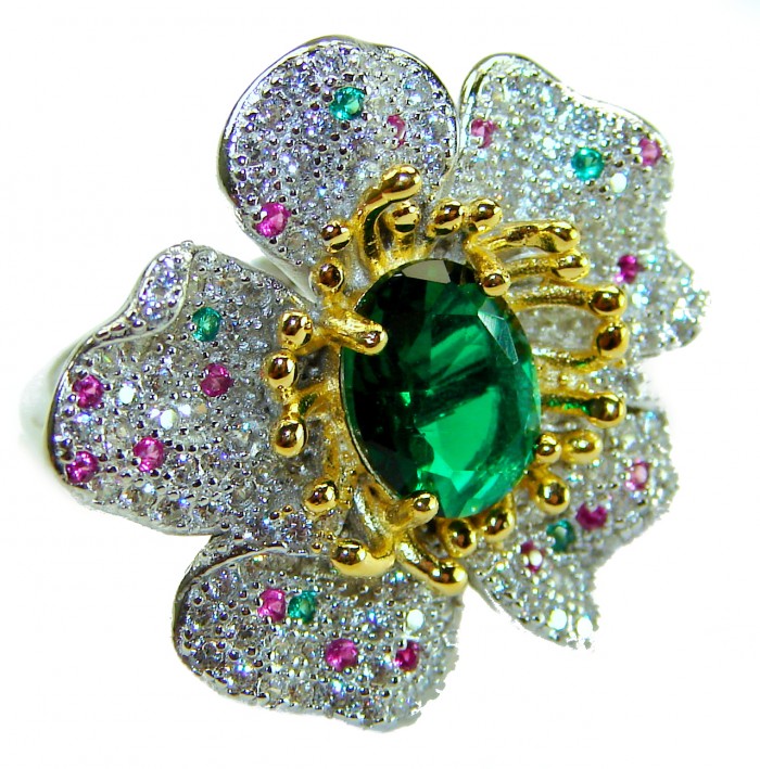 FLOWER - 4.8 carat Authentic Emerald 2 TONES .925 Sterling Silver Handcrafted Ring size 6 1/4 - Flower ring with emerald, close-up of stones and intricate details.
