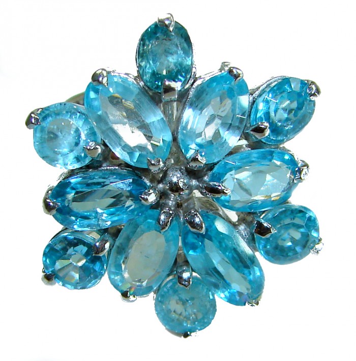 21.5 carat Swiss Blue Topaz .925 Sterling Silver handmade Statement Ring size 7 - Close-up of 21.5 carat Swiss Blue Topaz ring in .925 sterling silver.