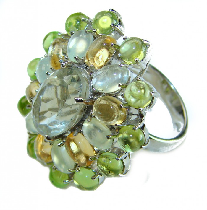 Green Royalty authentic 55.5 carat Green Amethyst .925 Sterling Silver handcrafted Ring s. 7 - Green Royalty 55.5 ct Green Amethyst ring, stone close-up, side view