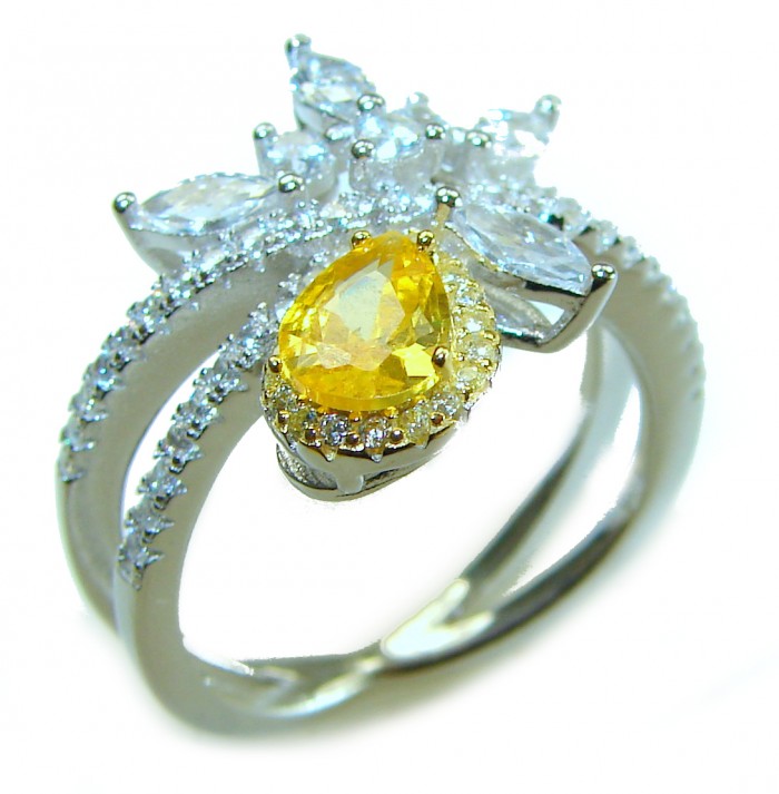 Splendid pear cut 3.2 carat yellow Sapphire .925 Sterling Silver brilliantly handcrafted ring s. 8 - Pear cut yellow sapphire ring; detailed top view.