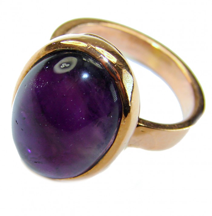 Top quality 16.2 carat Amethyst .925 Sterling Silver dipped in 18K Gold Handcrafted Large Ring size 7 3/4 - Close-up of 16.2 carat amethyst ring with sterling silver setting.