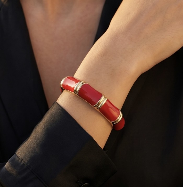 Red Enamel Vintage style Luxurious Golden Hinge Bangle Bracelet - photo 1